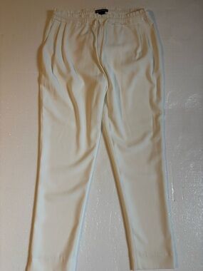Chelsea & Theodore White Skinny Pants